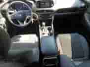 2019 Hyundai Santa Fe SE с VIN 5NMS2CADXKH010351, выставлен на аукционе Copart как лот 72061725 с пробегом 117 720 миль миль и Списание • Salvage title. История ставок и продаж доступна на DreamBid. Изображение 8.