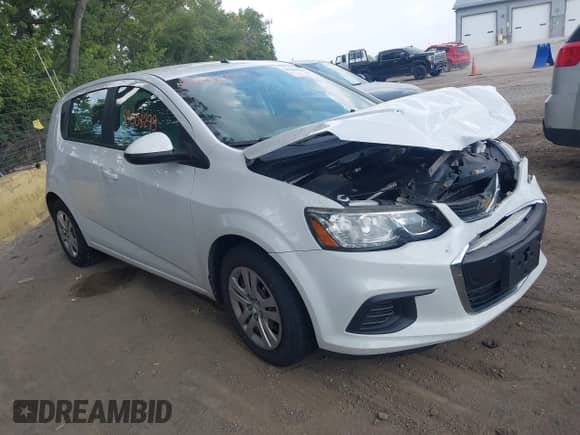 2017 Chevrolet Sonic LT с VIN 1G1JG6SH0H4171530, выставлен на аукционе IAAI как лот 43008293 с пробегом 115 634 миль миль и . История ставок и продаж доступна на DreamBid. Изображение 1.