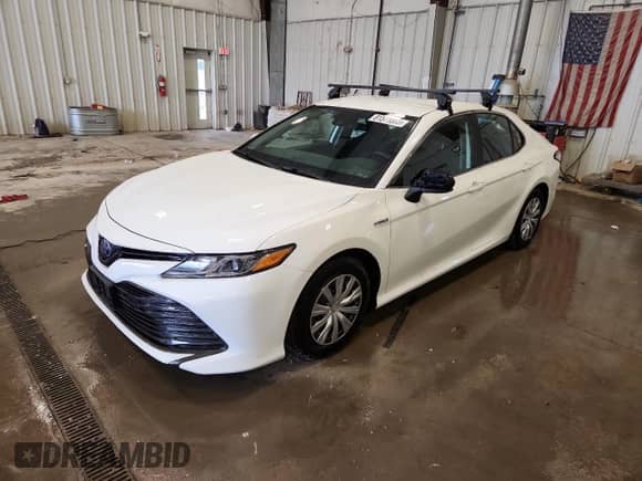 2019 Toyota Camry Hybrid LE с VIN 4T1B31HK3KU006491, выставлен на аукционе Copart как лот 81571085 с пробегом 83 074 миль миль и Списание • Salvage title. История ставок и продаж доступна на DreamBid. Изображение 1.