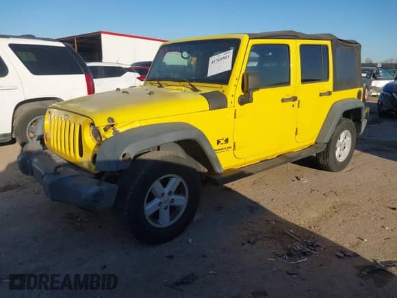 2008 Jeep Wrangler Unlimited X с VIN 1J4GB39118L563682, выставлен на аукционе IAAI как лот 41765503 с пробегом 195 683 миль миль и . История ставок и продаж доступна на DreamBid. Изображение 17.