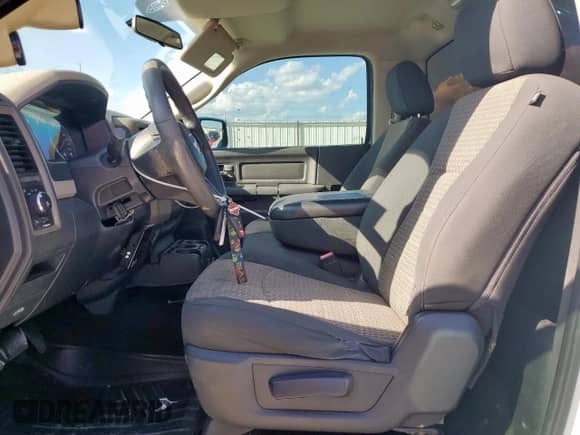 2012 Ram 1500 Express с VIN 3C6JD6AT6CG279627, выставлен на аукционе Copart как лот 82101935 с пробегом 141 243 миль миль и Списание • Salvage title. История ставок и продаж доступна на DreamBid. Изображение 7.