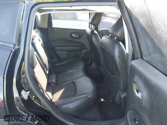 2021 Jeep Compass Latitude с VIN 3C4NJDBB4MT541294, выставлен на аукционе IAAI как лот 43260374 с пробегом 108 446 миль миль и . История ставок и продаж доступна на DreamBid. Изображение 8.