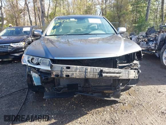 2011 Hyundai Azera Limited с VIN KMHFC4DF4BA559227, выставлен на аукционе IAAI как лот 41975114 с пробегом 134 477 миль миль и . История ставок и продаж доступна на DreamBid. Изображение 12.