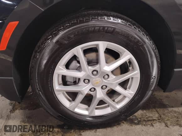 2023 Chevrolet Equinox LT z VIN 3GNAXJEG0PL261497, wystawiony jako IAAI lot #43552272 z przebiegiem 18 198 mil mil oraz . Historia ofert i sprzedaży dostępna na DreamBid. Obrazek 21.