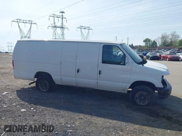 2014 Ford Econoline Cargo Commercial with VIN 1FTNS2EW2EDA83939, listed as a IAAI auction lot 42159453 with 148,947 mi miles and . Bid and sale history available at DreamBid. Image 19.