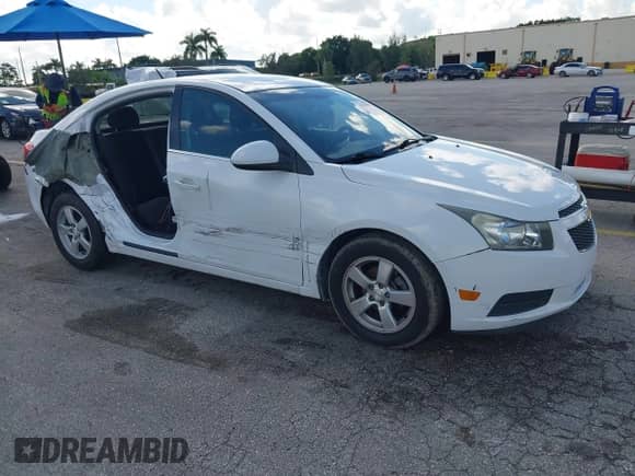 2013 Chevrolet Cruze 1LT with VIN 1G1PC5SB9D7207445, listed as a IAAI auction lot 43310061 with 109,159 mi miles and . Bid and sale history available at DreamBid. Image 1.