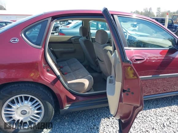 2002 Chevrolet Impala with VIN 2G1WF55E529224716, listed as a IAAI auction lot 43063480 with 139,715 mi miles and . Bid and sale history available at DreamBid. Image 8.