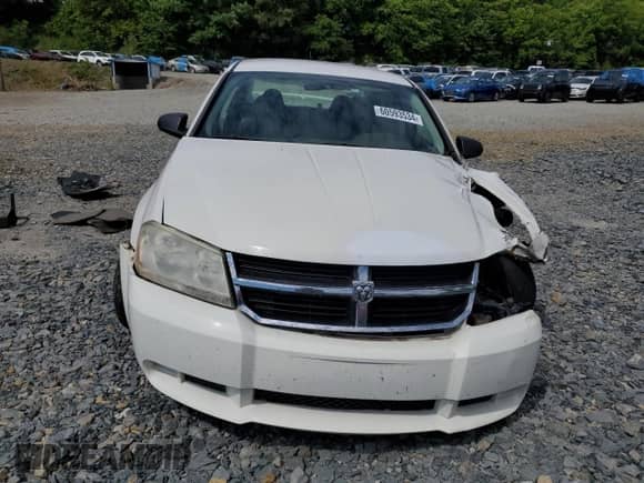 2008 Dodge Avenger SXT with VIN 1B3LC56JX8N299403, listed as a Copart auction lot 60593534 with 154,919 mi miles and Salvage title. Bid and sale history available at DreamBid. Image 5.