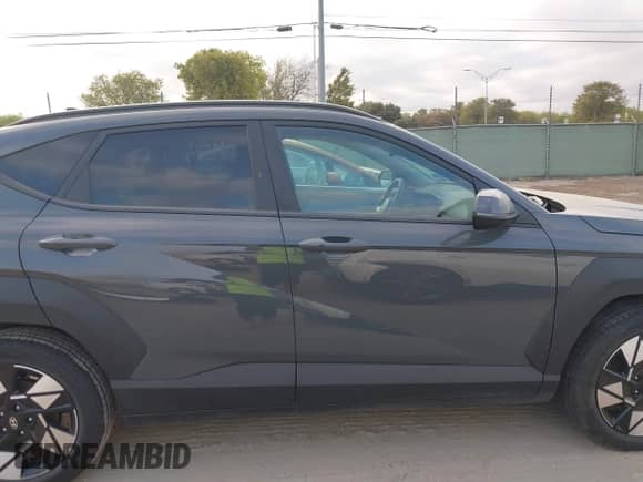 2025 Hyundai Kona SEL с VIN KM8HB3AB6SU300616, выставлен на аукционе IAAI как лот 43517528 с пробегом 9 515 миль миль и . История ставок и продаж доступна на DreamBid. Изображение 13.
