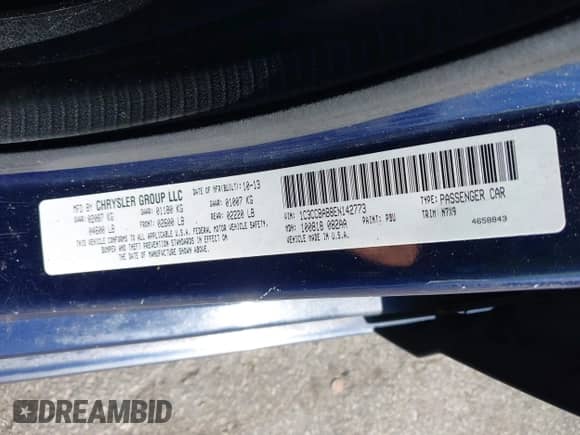 2014 Chrysler 200 LX с VIN 1C3CCBAB8EN142773, выставлен на аукционе IAAI как лот 43366773 с пробегом 210 986 миль миль и . История ставок и продаж доступна на DreamBid. Изображение 9.