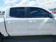 2024 Chevrolet Colorado 4WD LT с VIN 1GCPTCEKXR1125158, выставлен на аукционе IAAI как лот 42490696 с пробегом 19 647 миль миль и . История ставок и продаж доступна на DreamBid. Изображение 13.