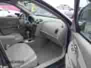2005 Chevrolet Malibu Maxx LS z VIN 1G1ZT62825F186030, wystawiony jako IAAI lot #42941726 z przebiegiem 220 336 mil mil oraz . Historia ofert i sprzedaży dostępna na DreamBid. Obrazek 5.