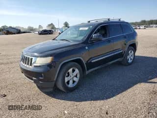 2011 Jeep Grand Cherokee Laredo с VIN 1J4RR4GT0BC548855, выставлен на аукционе Copart как лот 71668045 с пробегом 147 695 миль миль и Списание • Salvage title. История ставок и продаж доступна на DreamBid. Изображение 1.