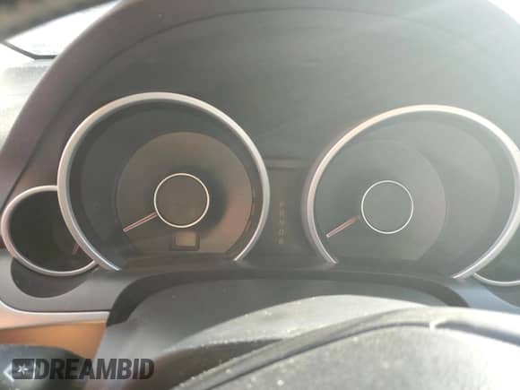 2010 Acura TL Technology с VIN 19UUA9F52AA004585, выставлен на аукционе Copart как лот 84956934 с пробегом Не указан миль и Списание • Salvage title. История ставок и продаж доступна на DreamBid. Изображение 9.