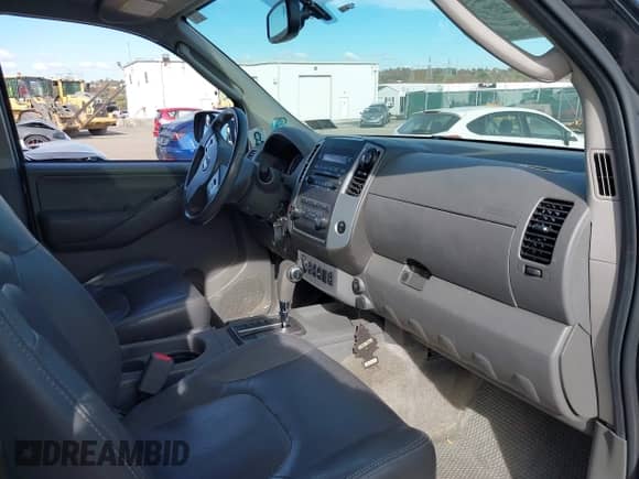 2011 Nissan Frontier Pro-4X with VIN 1N6AD0EV5BC442204, listed as a IAAI auction lot 43482225 with 177,990 mi miles and . Bid and sale history available at DreamBid. Image 5.