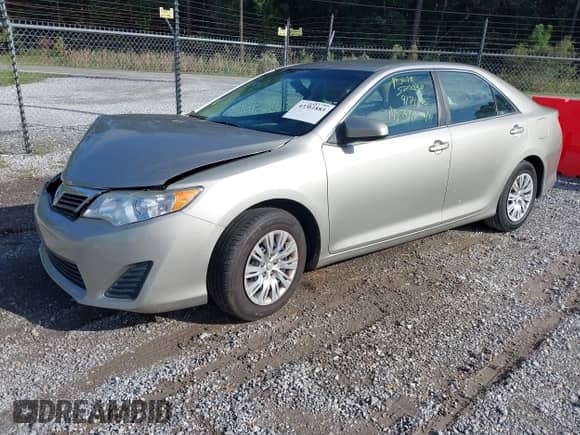 2014 Toyota Camry SE с VIN 4T1BF1FK4EU799878, выставлен на аукционе IAAI как лот 43361883 с пробегом 67 123 миль миль и . История ставок и продаж доступна на DreamBid. Изображение 17.