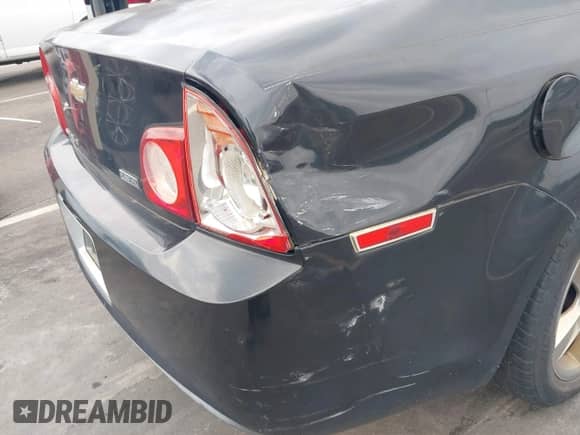 2010 Chevrolet Malibu 1LT с VIN 1G1ZC5E09AF320588, выставлен на аукционе IAAI как лот 43330437 с пробегом 209 457 миль миль и . История ставок и продаж доступна на DreamBid. Изображение 6.