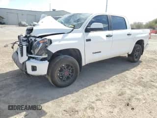 2019 Toyota Tundra SR5 с VIN 5TFDY5F13KX867037, выставлен на аукционе Copart как лот 67937415 с пробегом 74 092 миль миль и Списание • Salvage title. История ставок и продаж доступна на DreamBid. Изображение 1.