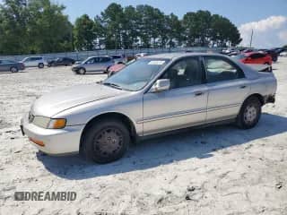 1997 Honda Accord Value с VIN 1HGCD5687VA157619, выставлен на аукционе Copart как лот 61528375 с пробегом 248 181 миль миль и Списание • Salvage title. История ставок и продаж доступна на DreamBid. Изображение 1.