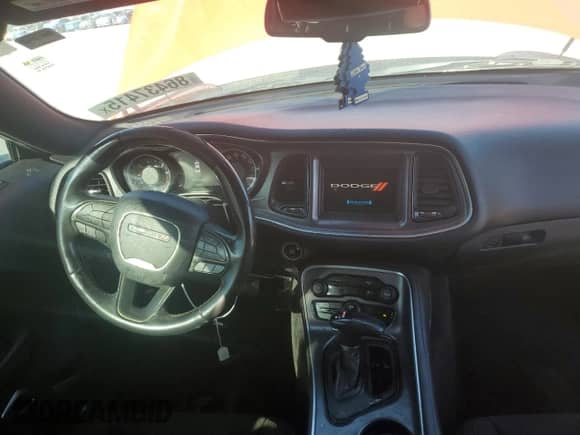 2018 Dodge Challenger SXT с VIN 2C3CDZAG3JH112701, выставлен на аукционе Copart как лот 86437415 с пробегом 155 716 миль миль и Списание • Salvage title. История ставок и продаж доступна на DreamBid. Изображение 8.