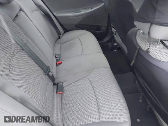 2011 Hyundai Sonata GLS z VIN 5NPEB4AC0BH231986, wystawiony jako IAAI lot #41310925 z przebiegiem 187 017 mil mil oraz . Historia ofert i sprzedaży dostępna na DreamBid. Obrazek 8.