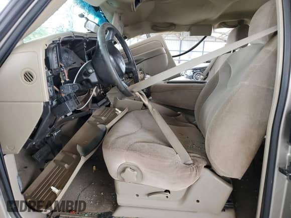 2001 GMC Sierra 1500 SLE z VIN 1GTEK19T31E144505, wystawiony jako Copart lot #85718505 z przebiegiem Nie podano mil oraz Szkoda całkowita • Salvage title. Historia ofert i sprzedaży dostępna na DreamBid. Obrazek 7.