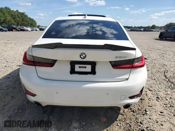 2019 BMW 3 Series 330i with VIN WBA5R1C55KAK06286, listed as a Copart auction lot 70290355 with 71,258 mi miles and Salvage title. Bid and sale history available at DreamBid. Image 6.