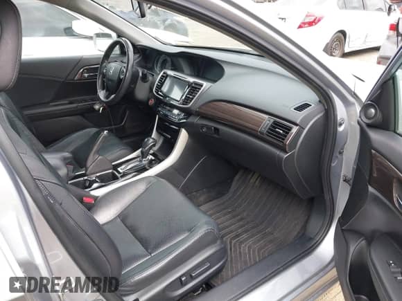 2017 Honda Accord EX-L with VIN 1HGCR3F87HA022134, listed as a IAAI auction lot 43220965 with 104,705 mi miles and . Bid and sale history available at DreamBid. Image 5.