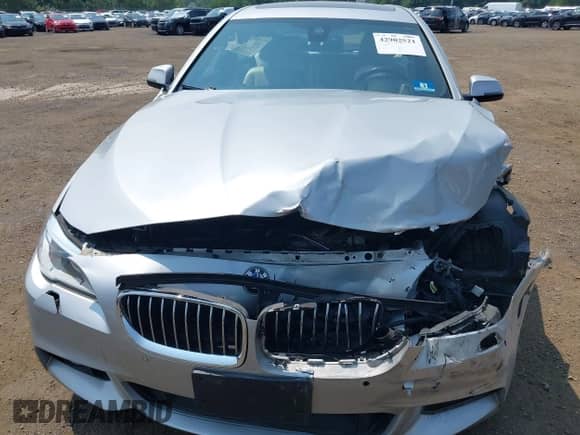 2016 BMW 5 Series 535i xDrive z VIN WBA5B3C54GD549077, wystawiony jako IAAI lot #42902821 z przebiegiem 163 424 mil mil oraz . Historia ofert i sprzedaży dostępna na DreamBid. Obrazek 12.