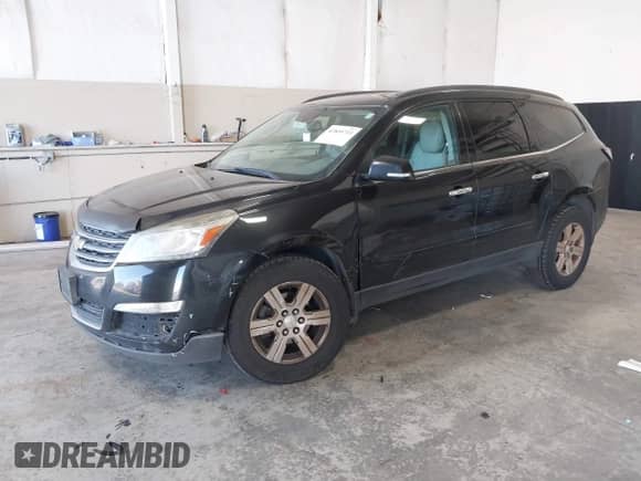 2013 Chevrolet Traverse LT with VIN 1GNKVJKD7DJ124662, listed as a IAAI auction lot 42835733 with 251,575 mi miles and . Bid and sale history available at DreamBid. Image 2.