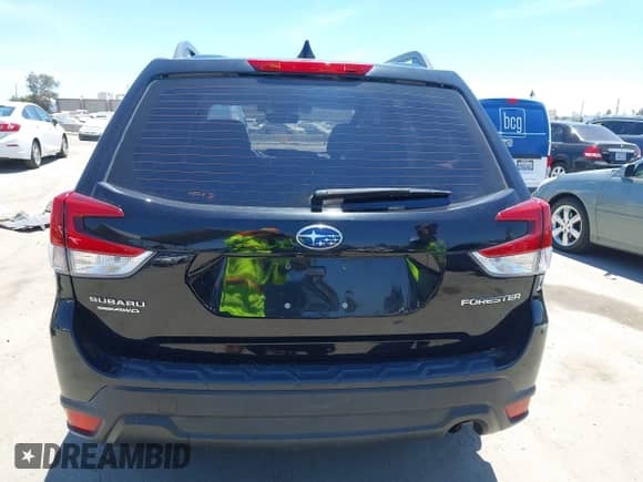 2021 Subaru Forester z VIN JF2SKADC7MH490331, wystawiony jako IAAI lot #42703845 z przebiegiem 24 939 mil mil oraz . Historia ofert i sprzedaży dostępna na DreamBid. Obrazek 16.