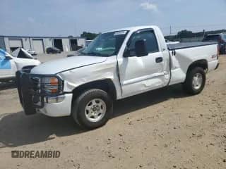 2004 GMC Sierra 1500 SLE z VIN 1GTEK14T64Z213496, wystawiony jako Copart lot #81444225 z przebiegiem 271 871 mil mil oraz Szkoda całkowita • Salvage title. Historia ofert i sprzedaży dostępna na DreamBid. Obrazek 1.