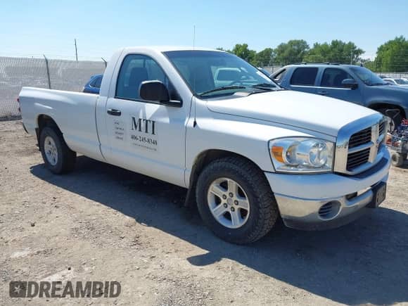 2008 Dodge 1500 SLT with VIN 1D7HA16N48J146275, listed as a IAAI auction lot 42761066 with 310,168 mi miles and . Bid and sale history available at DreamBid. Image 1.