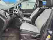 2021 Chevrolet Trax LT z VIN KL7CJPSB1MB329024, wystawiony jako Copart lot #60302835 z przebiegiem 83 681 mil mil oraz Szkoda całkowita • Salvage title. Historia ofert i sprzedaży dostępna na DreamBid. Obrazek 7.