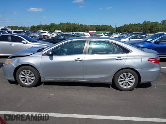 2015 Toyota Camry SE с VIN 4T1BF1FK6FU045480, выставлен на аукционе IAAI как лот 43364892 с пробегом 271 914 миль миль и . История ставок и продаж доступна на DreamBid. Изображение 14.