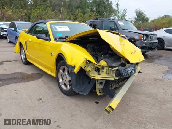 2004 Ford Mustang Deluxe с VIN 1FAFP44604F139064, выставлен на аукционе IAAI как лот 43342376 с пробегом 71 707 миль миль и . История ставок и продаж доступна на DreamBid. Изображение 1.