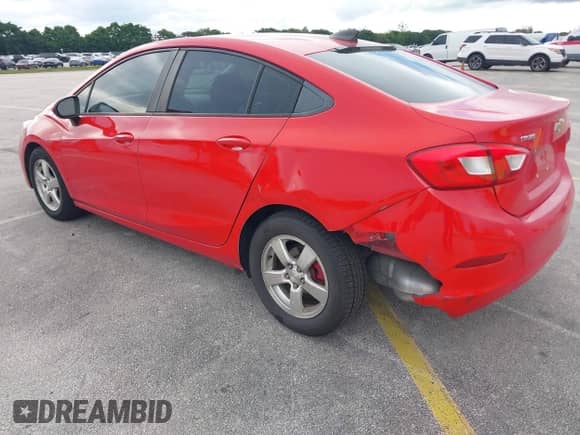 2018 Chevrolet Cruze LS с VIN 1G1BC5SM7J7123406, выставлен на аукционе IAAI как лот 43324237 с пробегом 82 239 миль миль и . История ставок и продаж доступна на DreamBid. Изображение 3.