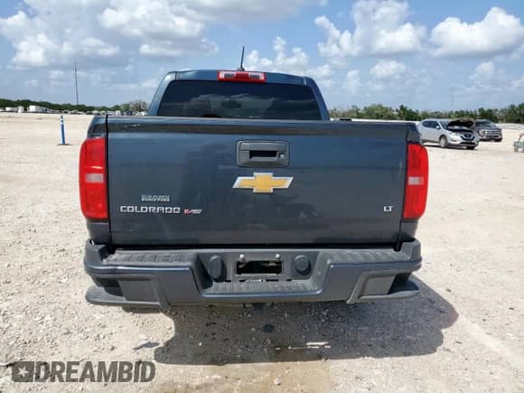 2020 Chevrolet Colorado 2WD LT z VIN 1GCGSCEN9L1167339, wystawiony jako Copart lot #61654925 z przebiegiem 97 674 mil mil oraz Szkoda całkowita • Salvage title. Historia ofert i sprzedaży dostępna na DreamBid. Obrazek 6.