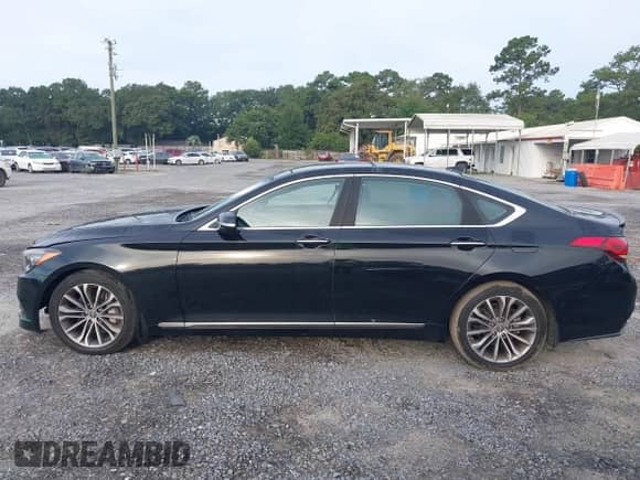 2015 Hyundai Genesis 3.8L с VIN KMHGN4JE3FU055234, выставлен на аукционе IAAI как лот 43104359 с пробегом 127 876 миль миль и . История ставок и продаж доступна на DreamBid. Изображение 15.