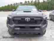 2024 Toyota Tacoma TRD Off Road with VIN 3TMLB5JN9RM060836, listed as a IAAI auction lot 43181595 with 21,563 mi miles and . Bid and sale history available at DreamBid. Image 13.