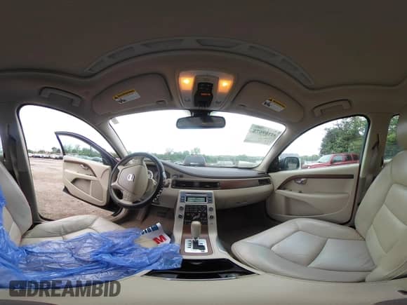 2011 Volvo XC70 3.2L z VIN YV4940BZ9B1109977, wystawiony jako IAAI lot #42189678 z przebiegiem 178 407 mil mil oraz . Historia ofert i sprzedaży dostępna na DreamBid. Obrazek 19.