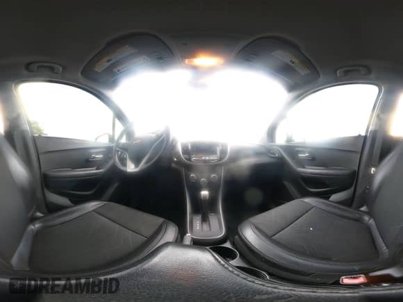 2019 Chevrolet Trax LT с VIN KL7CJPSB7KB898490, выставлен на аукционе IAAI как лот 42727728 с пробегом 128 216 миль миль и . История ставок и продаж доступна на DreamBid. Изображение 18.