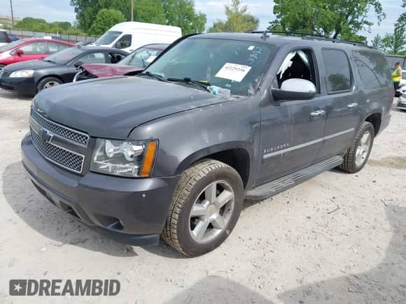 2010 Chevrolet Suburban LTZ с VIN 1GNUKKE33AR287266, выставлен на аукционе IAAI как лот 42229358 с пробегом 233 781 миль миль и . История ставок и продаж доступна на DreamBid. Изображение 2.