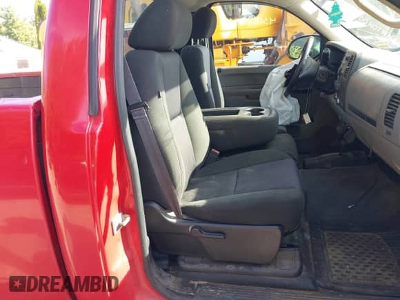 2013 GMC Sierra 1500 Work Truck z VIN 1GTN2TEX8DZ140497, wystawiony jako IAAI lot #43142246 z przebiegiem 178 636 mil mil oraz . Historia ofert i sprzedaży dostępna na DreamBid. Obrazek 8.