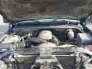 2004 Chevrolet Silverado 2500 LS z VIN 1GCGK29U24Z188550, wystawiony jako IAAI lot #41955099 z przebiegiem 217 912 mil mil oraz . Historia ofert i sprzedaży dostępna na DreamBid. Obrazek 10.