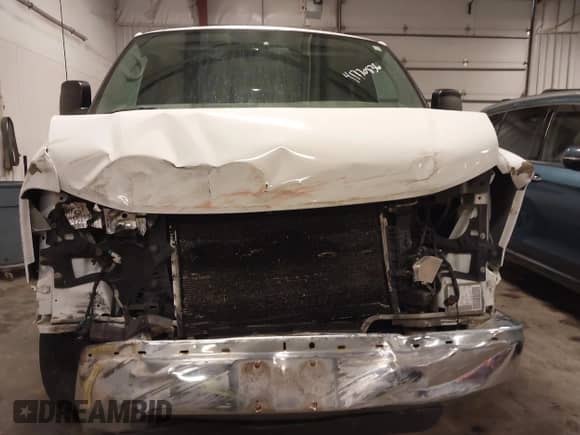 2008 Chevrolet Express Passenger with VIN 1GAGG25K581113442, listed as a IAAI auction lot 41770836 with 172,065 mi miles and . Bid and sale history available at DreamBid. Image 13.