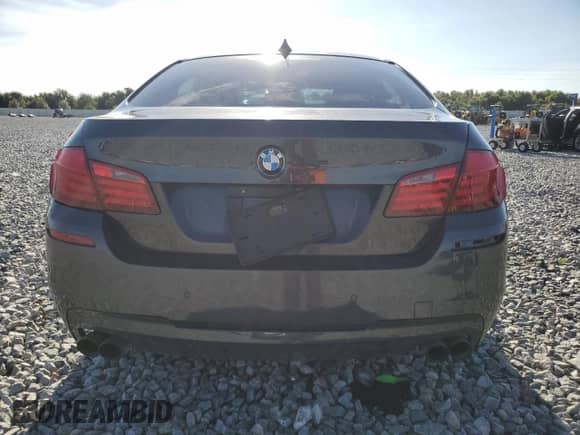 2012 BMW 5 Series 550i с VIN WBAFR9C55CDV58299, выставлен на аукционе Copart как лот 68773495 с пробегом 87 921 миль миль и Списание • Salvage title. История ставок и продаж доступна на DreamBid. Изображение 6.