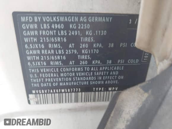 2015 Volkswagen Tiguan SEL with VIN WVGBV7AX6FW587773, listed as a IAAI auction lot 43141504 with 121,093 mi miles and . Bid and sale history available at DreamBid. Image 9.