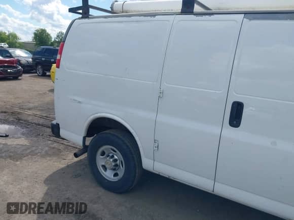 2012 Chevrolet Express Cargo with VIN 1GCZGTBG4C1179172, listed as a IAAI auction lot 42344866 with 257,396 mi miles and . Bid and sale history available at DreamBid. Image 6.