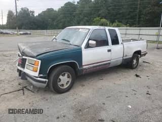 1994 GMC Sierra 1500 z VIN 2GTEC19K5R1587191, wystawiony jako Copart lot #70108465 z przebiegiem 215 236 mil mil oraz Szkoda całkowita • Salvage title. Historia ofert i sprzedaży dostępna na DreamBid. Obrazek 1.